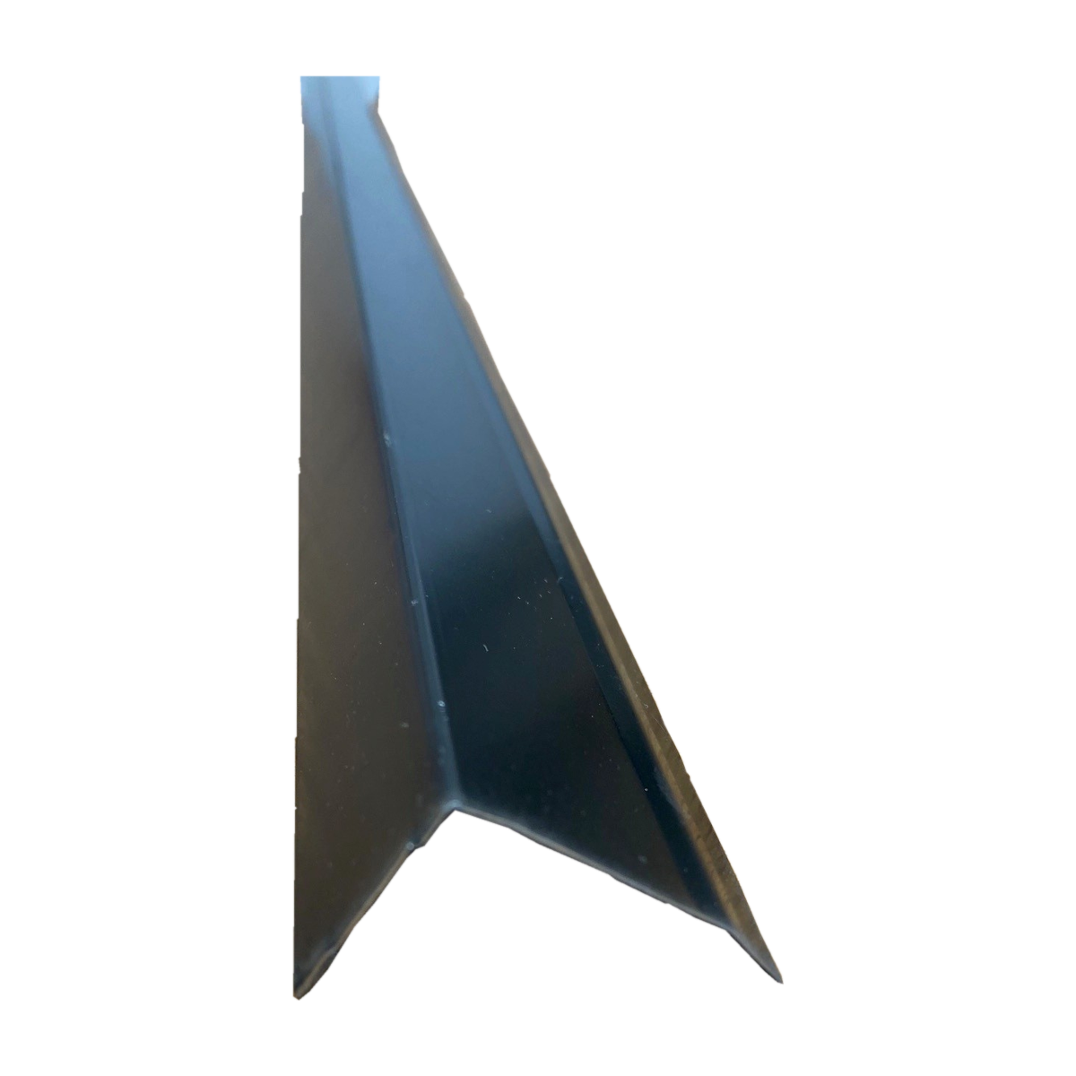 Aluminum soffit L trim